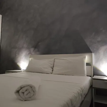 Sicily Travel Apartment's 1 Апартаменти *